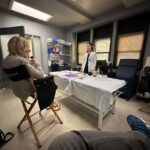 Marlee Matlin Instagram - BTS from tonight’s @nbcnewamsterdam with my favorite doctor, @sandramaefrank. 🤟🏻🤟🏻