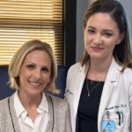 Marlee Matlin Instagram - BTS from tonight’s @nbcnewamsterdam with my favorite doctor, @sandramaefrank. 🤟🏻🤟🏻