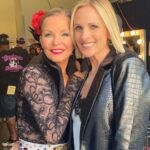 Marlee Matlin Instagram - Does it look like I had a great time last night at Dancing With The Stars? It was SO great cheering on for @danielndurant with my onscreen husband @troykotsur! We cheered on for everyone who danced as well! Loved seeing old friends like @cherylburke @valentin @louisvanamstel and meeting the very lovely @angelcherylladd AND the beautiful @gabby.windey!!! Loved seeing all the judges too! And crew as well! It was a treat having interpreters there as well as lots of Deaf audience cheering Daniel on! A HUGE thank you to @brettglam for beautifying me! 💜🤟🏼💜🤟🏼💜🤟🏼🌟🌟🌟. I had the MOST BEAUTIFUL date…. my daughter @sarahgrandalski !!!! 🤟🏼🤟🏼🤟🏼 #dwts