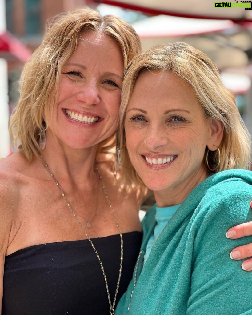 Marlee Matlin Instagram - It happened, FINALLY! After three-four years of talking on zoom/FaceTime…we met today IN THE FLESH. My goodness, @mjgrant_ is an absolute gem. Truly beautiful in and out and I am SO happy to call her my dear friend. Love you, Ms. MJ. 🤟🏼💜🤟🏼💜