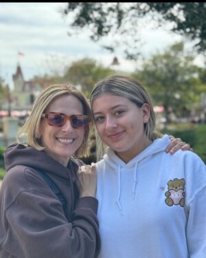 Marlee Matlin Instagram - A shout out to our baby daughter, Isabelle for her birthday TODAY! CANNOT BELIEVE how you are all of 20  years old. Time truly flew by, in the blink of an eye. We are so proud of you in everything you do ( even when you are tailgating at school 🤪 GO DUCKS )!! You continue to be one of the funniest, smartest, resilient and most beautiful human we know. We Love you so much!!! Happy birthday sweet baby girl, and now please go clean your room! 🎂🎂🤟🏼🤟🏼🩷🩷🩷🌟🌟 @isabelle.grandalski @kappakappagamma #birthdaygirl #kevin