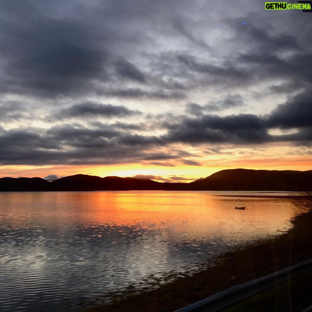 Marley Marl Instagram - Relaxing enjoying the view #life #moments #hiphop #music