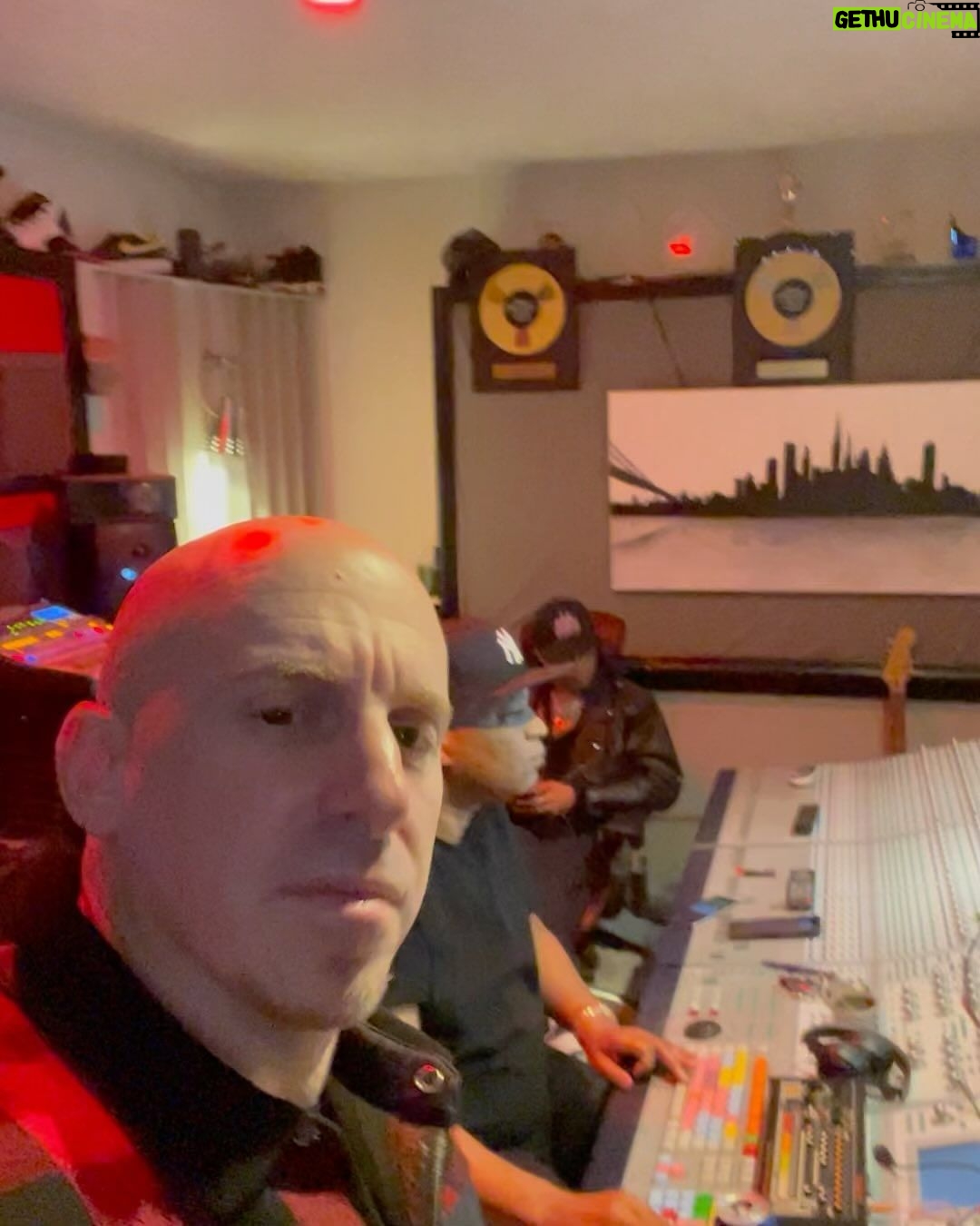 Marley Marl Instagram - That was one for the books last night on many levels. For this to be the 50th of Hip Hop, to end 2023 like this, no better way than to do it with @kumbayaaaaaaaaaaa x @djmarleymarl at The House of Hits ππ»π«‘ππ₯π΅ποΈπ₯ Thank you @weworking as always. @therealh1phop for the great energy. Eight for the musical suggestions. And NOT getting Dominos was the best choice we made all night haha We are getting there. @mattfingazboc @statbentonjr @mobbdeephavoc @seigemonstracity @rockwildermusic @kel_c1000 @ovalord516 @willz_king_x @celeblee @purfek #kumbaya #thehumanexperience #marleymarl #houseofhits #weworking #newartist #allhiphop