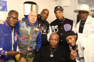 Marley Marl Instagram - Happy thanksgiving. The other night @apollotheater with my juice crew family #hiphop #weworking👷‍♂️on