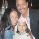 Marlon Jackson Instagram - Sophia couldn't wait to put on her costume !! She's a unicorn for Halloween !!! #bekind carol jackson #studypeace marlon jackson
