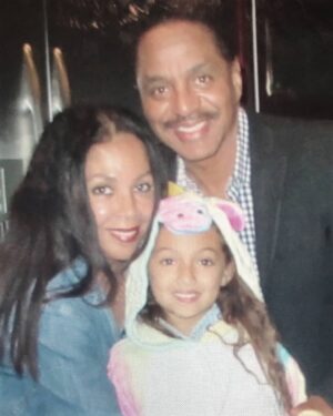 Marlon Jackson Instagram - Sophia couldn't wait to put on her costume !! She's a unicorn for Halloween !!! #bekind carol jackson #studypeace marlon jackson