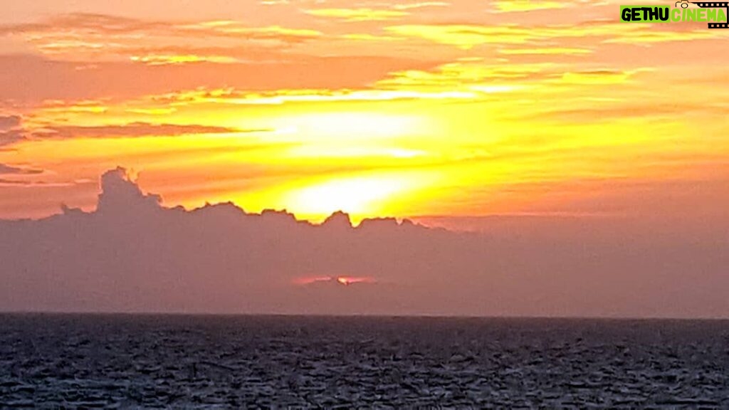 Marlon Jackson Instagram - The sunset in the Bahamas from our balcony. #studypeace marlon jackson #bekind carol jackson