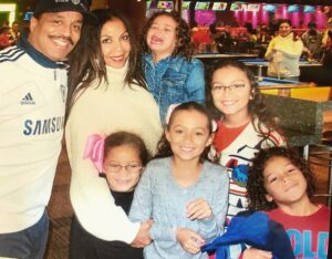 Marlon Jackson Instagram - Hanging out with the fam and Boss Baby, Summer, was not having a good day. She comed day afterwards. #bekind carol jackson #studypeace marlon jackson
