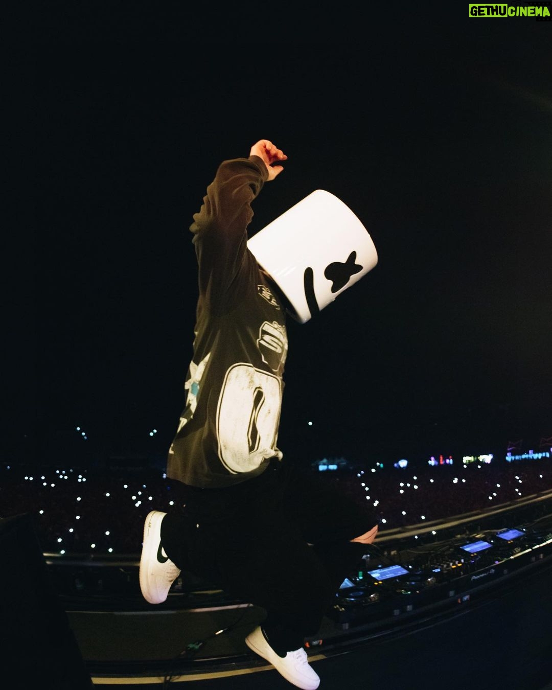 Marshmello - 544.9K Likes - Peru π΅πͺπ€πΌ