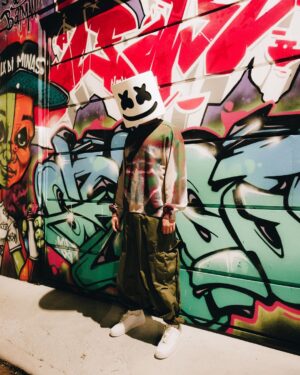 Marshmello Instagram - I’m here 🇧🇷 I told you last time I was coming back with new music. @tropkillaz