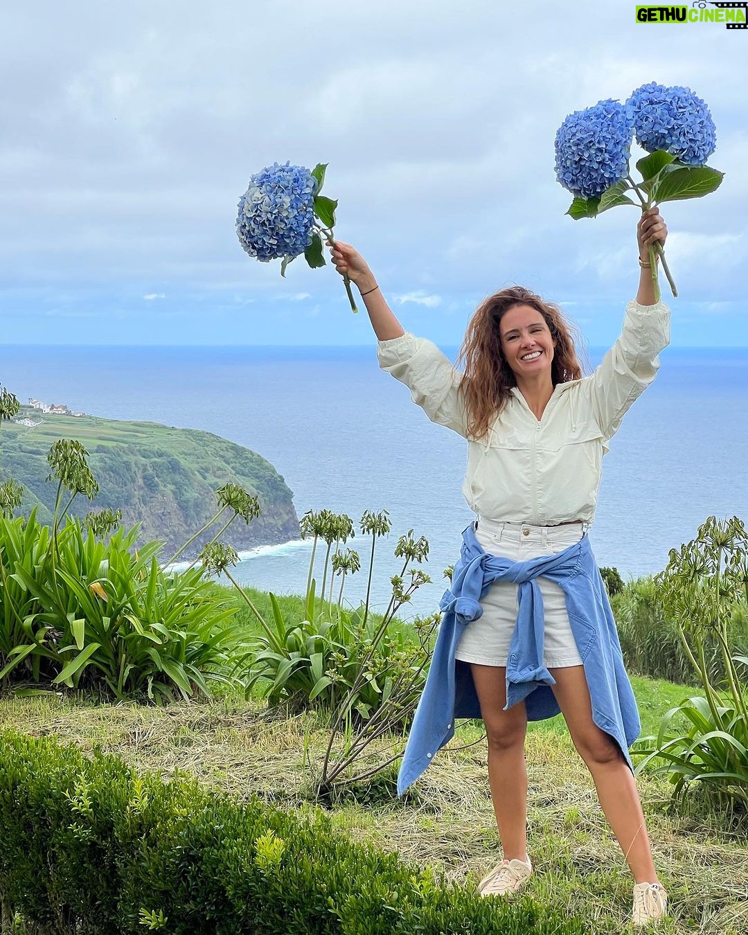 Marta Andrino Instagram - O ramo da noiva ♥️ Azores Islands, Atlantic ocean