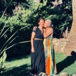 Marta Andrino Instagram - Mulher, esposa, avó, amiga, actriz, psicóloga e minha mãe. Em todos os papeis é brilhante e eu AMO-A mais do que tudo♥️ JA TE DISSE HOJE O QUANTO TE AMO? PARABÉNS MINHA MÃE POR MAIS UM ANO DE VIDA! Estarei sempre aqui para te dar todo o amor 😍