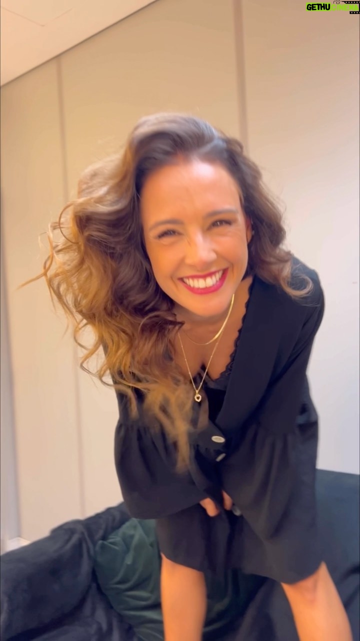 Marta Andrino Instagram - Hoje é noite de Teatro! “Trair e Coçar é só começar” Estamos no Casino de Lisboa de 5f a Domingo ♥️ Casino Lisboa