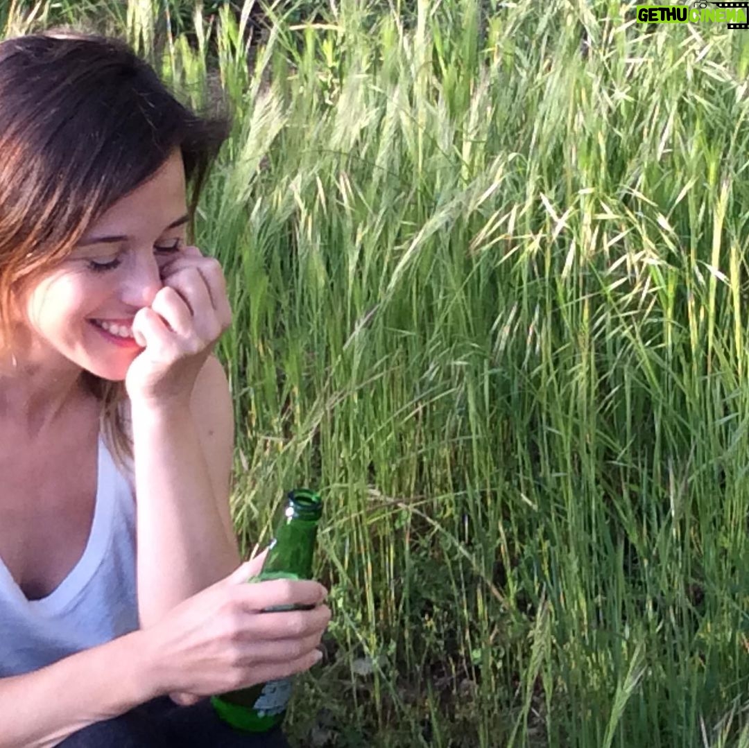 Marta Etura - 3.4K Likes - He adelantado mi ronda de cañas @heineken_es en FUERZABAR.es y van para @diegoguerrero y @veronicaronda, os invito a que vosotros hagáis lo mismo. Apoyemos a nuestros bares de siempre para que puedan volver con fuerza. Hoy más que nunca seamos solidarios. Adelanta tu ronda en fuerzabar.es