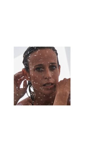 Marta Etura Instagram - Sin filtro, sin retoques, puro talento de @rafagallar 🔥