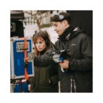 Marta Etura Instagram - Primera experiencia como directora 💥 GRACIAS equipo por hacerlo posible. Gracias infinitas por vuestro esfuerzo, talento, profesionalidad y cariño. Ha sido un viaje precioso. GRACIAS!!! 🙏❤ Gracias a los actores por su entrega y generosidad. A mis cuatro espléndidas chicas y a @demarinasalas y @danielgrao ❤❤ Gracias a mis productoras por confiar en mi y acompañarme en esta aventura ❤ 📸 @anabanegas.ph PRODUCIDO por: @colose_prod @sayakaproducciones @katzestudio CREW DOP: Álex Pizzigallo @alex_pizzigallo Foquista: Adrià Alcalà Aux. Cámara: Unai Saenz DATA: Jon Etxeberría Gafer: Jordi Gimeno Eléctricos: Ángel Dueña e Ibai Pérez Ay. Dirección: Silvina Guglielmotti 2° Ay. Directo: Maren Ganzalez Script: Paloma Galán Dir. de Producción: Ana Angulo e Itxaso Frau Jefe de producción: Segis Mansó Ay. Producción:Felipe Mastroianni, Haritz Azanza, David Vicente Directora de Arte: Eva Ro Estaría Jefa de sonido: Andrea Sáenz Micro.: Iñigo Tena Diseño de vestuario: Victoria Zayas Ay. vestuario: Usua de la Fuente Make Up y pelo: Andrea Sagarzazu Compositora: Alicia Morote Montadora: Nerea Mugüerza Foto fija: Ana Banegas #elcortoescine #vivaelcine #rodaryserfeliz