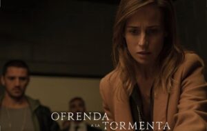 Marta Etura Instagram - Gracias por esta maravillosa acogida de #ofrendaalatormenta y por todos vuestros mensajes 💫 
Ya podéis disfrutar la #trilogia entera en @netflixes @netflixfr @netflixit @netflixlat @netflix 🎬