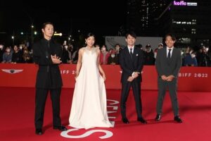 Masataka Kubota Instagram - 釜山国際映画祭2022〜

長い赤い道が偉大だった。
また映画に触れたい。
作りたい。
演じたい。