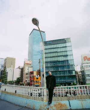 Masataka Kubota Instagram - カメラ、写真、映像。
近くにあるけど
全然知らなくて
自分に深くて広い世界を教えてくれる。

優しくて
感性豊かで
大切な友人の智和。

EYESCREAMの撮影はクリエイティブで最高な時間だった。