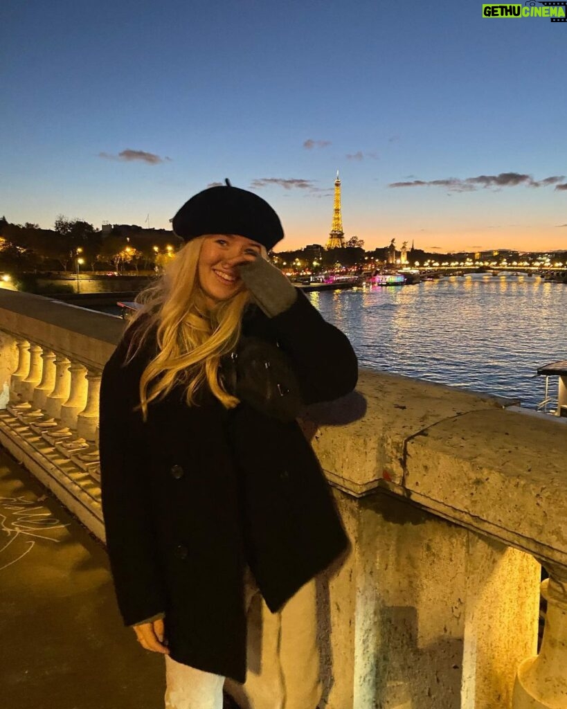 Matilde Wagner Instagram - J'aime Paris 🧡