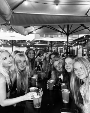 Matilde Wagner Instagram - Sommeren 21 🌼🦥🌈💌💩