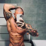 Matyas Viszlay Instagram - Aktualná forma, váha 98,5 kg a týžden do zápasu. Good 🤜👌 Ideme bomby @preshowmma #preshow #mma #fight #weightmake #muscle #weightin #tattoo #tattooboy