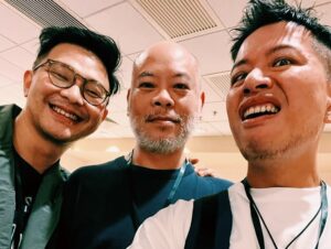 Mau Hou Cheong Instagram - 昨日11月11日成婚11周年，
與好朋友聚首梳打埠，渡這快樂一天！

疫後首次回來，多麼快樂～

#miesposa #wifey #11anniversary #macao