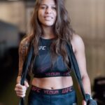 Mayra Bueno Silva Instagram –