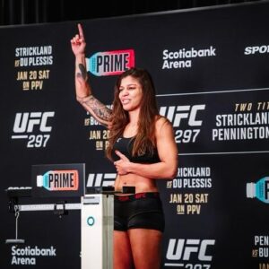 Mayra Bueno Silva Instagram - A Glória de Deus é tudo na minha vida. 
.
Obrigada nutri @pasqualottoteam