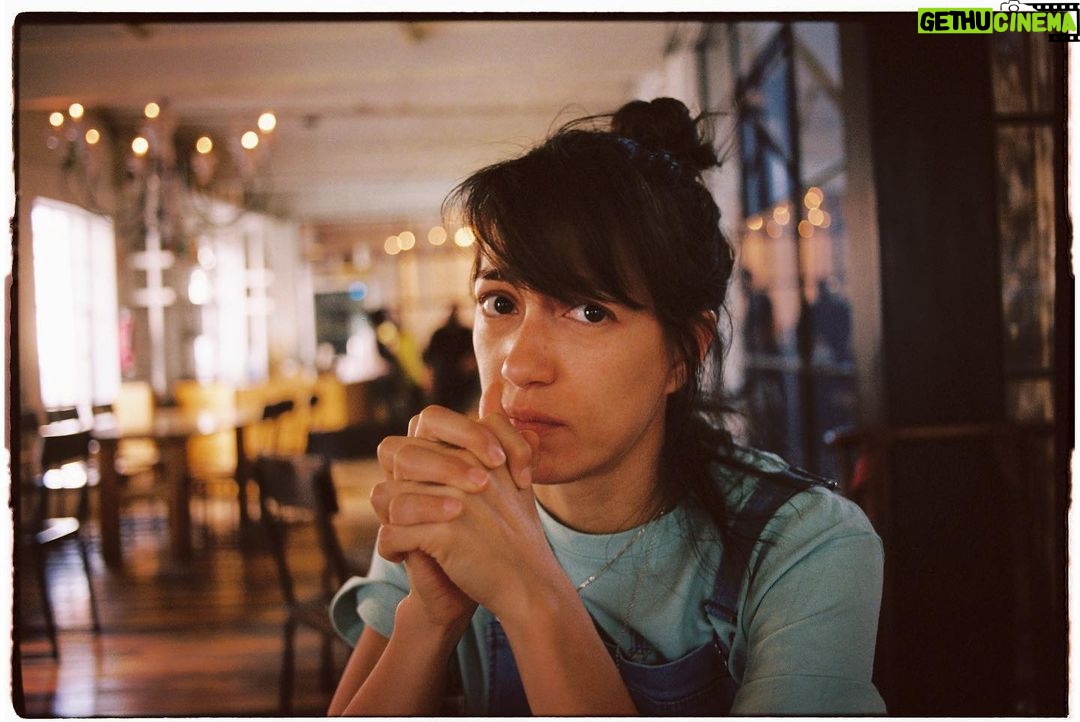 Mayra Hermosillo Instagram - A veces … ¿A veces? Siento miedo. Quisiera… ¿Qué querría? Imagino posibilidades hasta llegar a un breve momento de calma.