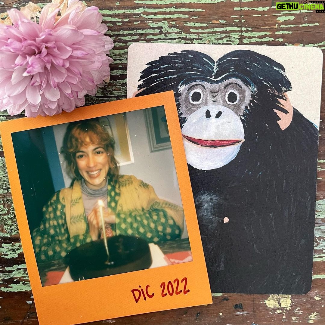 Mayra Hermosillo Instagram - Aunque no parezca, tu también cumple años, tiempo. Envejeces a través de nosotros y nosotros contigo. Ojalá y sepamos hacerlo mejor ¡Otra oportunidad! 2023 Gracias @rogz14 por tu instantánea hermosa.