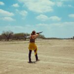 Mayra Hermosillo Instagram - EL NORTE SOBRE EL VACÍO Váigale a verla y dígame usted a quién le pertenece la tierra, al que la compra, la cuida, la roba… Al final ella seguirá aquí con y sin nosotros. @alemarquezabella creando su cine y haciéndonos parte de sus historias. Te quiero tanto! Fotaza de @farias.adrianna ❤️❤️🥰🥰