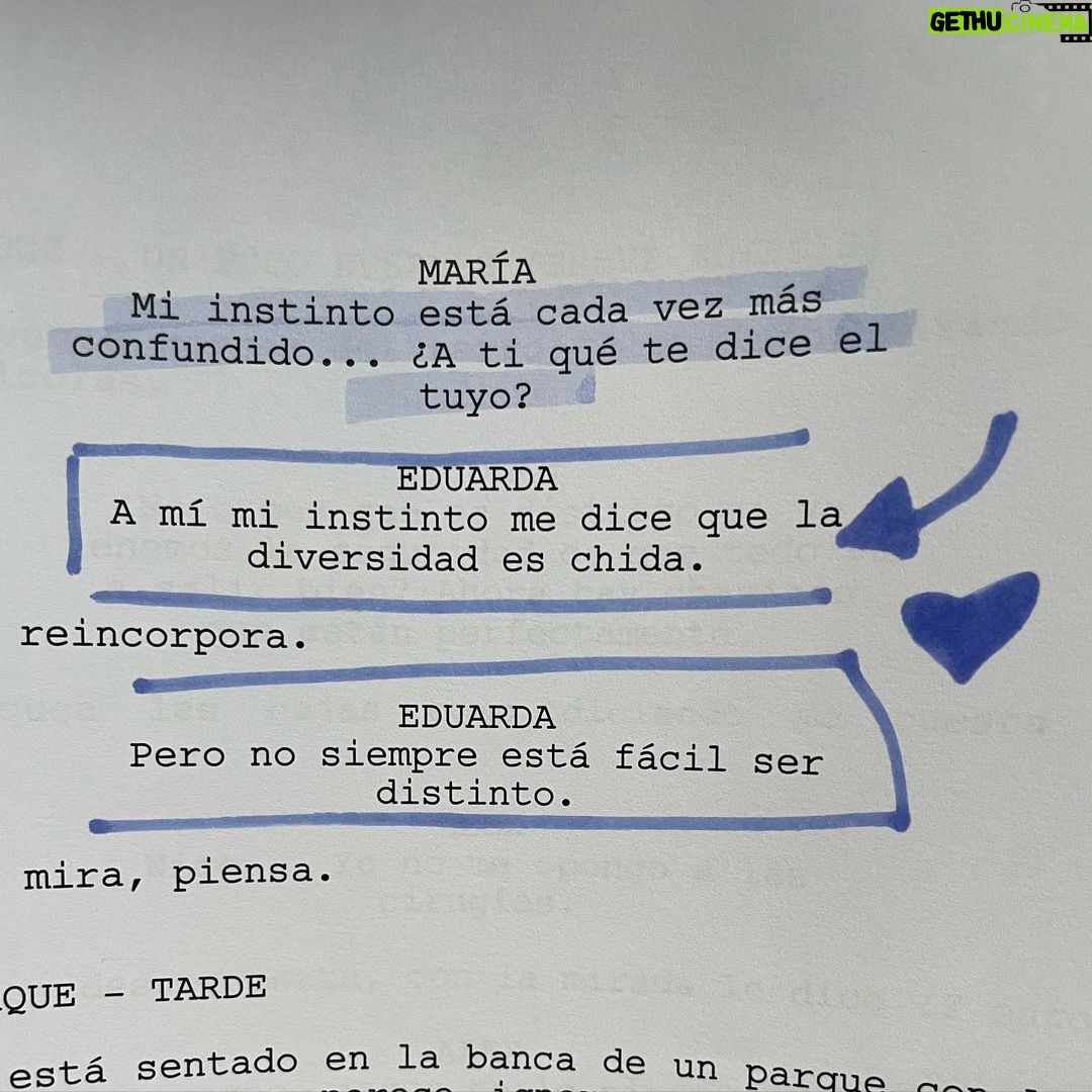 Mayra Hermosillo Instagram - Hoy empiezan tus páginas a tener movimiento, luz, voz, ropa, color, emoción. Deseo puedas disfrutar tu ópera prima a través de todo lo humano que te rodea ❤️ De aquí al fin @alejzuno