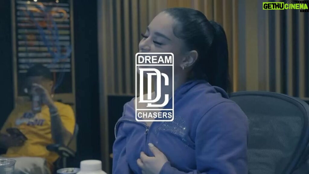 Meek Mill Instagram - DREAM CHASERS SOUNDS ✨✨✨✨✨✨ @jaylanie999_ in #thestudio dropppppppp yo!