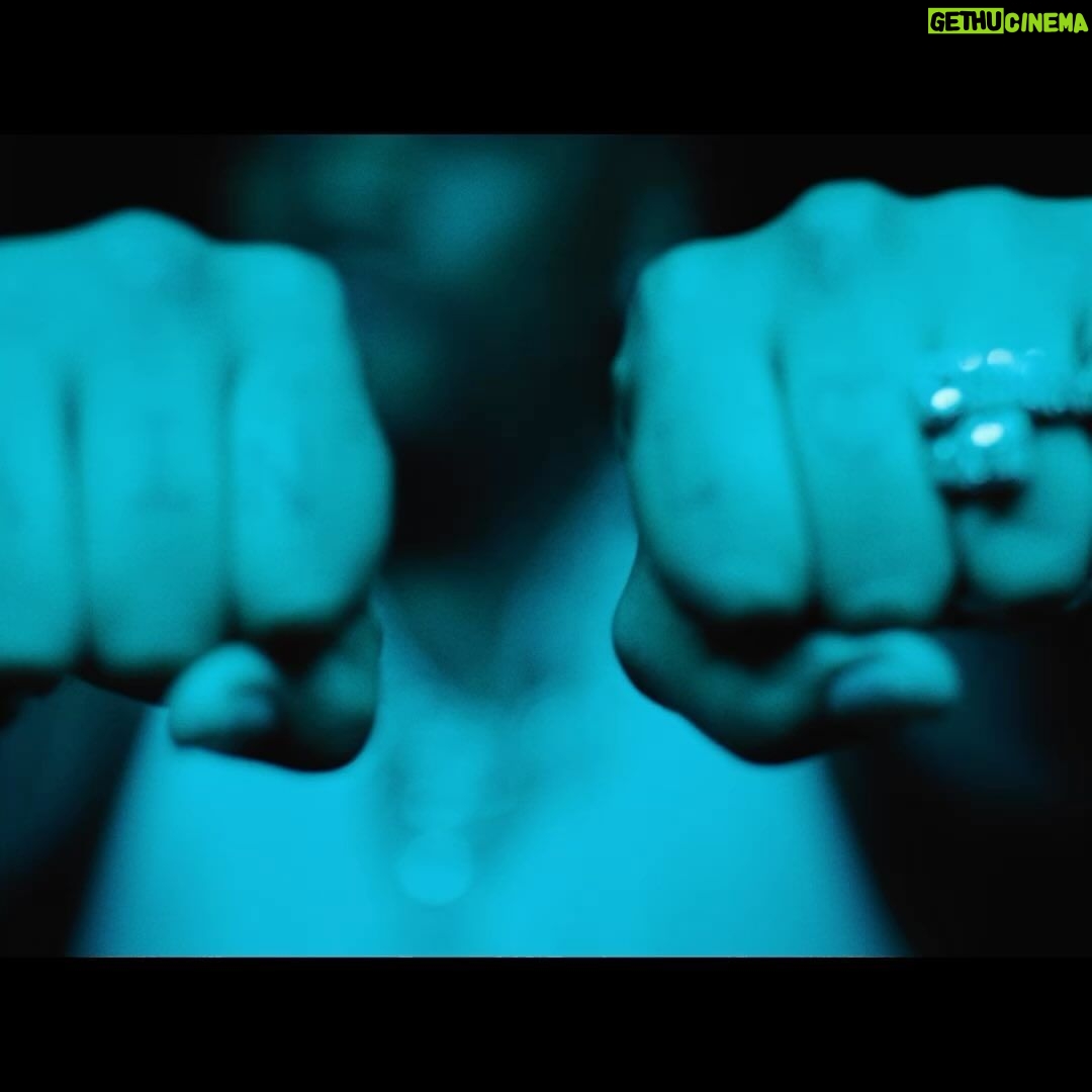 Meek Mill Instagram - TONIGHT AT 12 @fivioforeign_8fs ft me VIRAL ✨✨✨✨✨✨✨✨✨✨✨✨✨✨ NYC X PHILLY SHIT This what I waited for … to get money and get hated on?