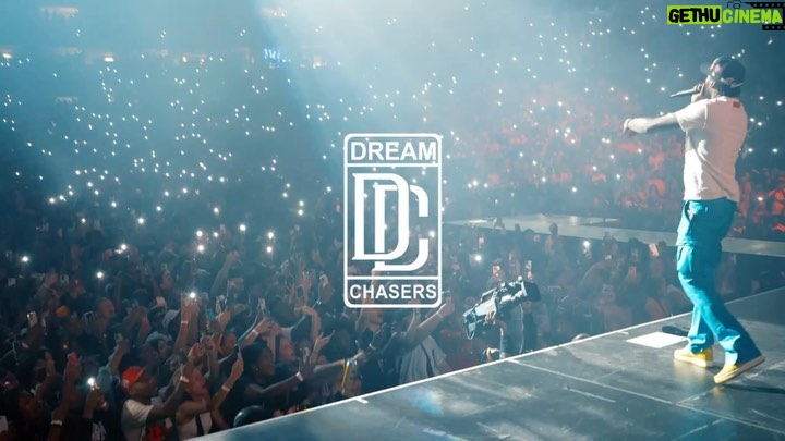 Meek Mill Instagram - MEEK X WHAM ITS ONLY US TOUR 1 time for @lilbaby and 4PF 🔥🔥🔥🔥🔥🔥🔥🔥🔥🔥🔥🔥🤘🏾 room was shakinggg!