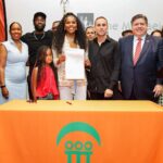 Meek Mill Instagram - Huge day for criminal justice reform in Illinois! Honored to have been part of the signing of #SB423 with @meekmill and @reform. Thank you @govpritzker !! We’ve already created a pathway for over 700k Americans to exit the justice system and this marks our 17th smart probation and parole reform bill in 11 states!! Illinois - thank you for helping strengthen our communities. LETS GO!! Chicago, Illinois