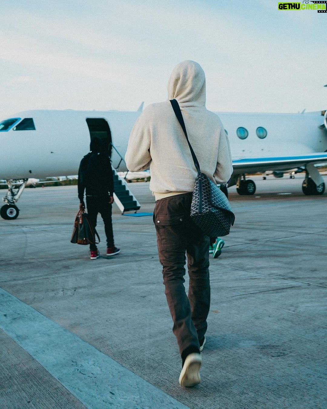 Meek Mill Instagram - No stopping……we rocking and rolling!