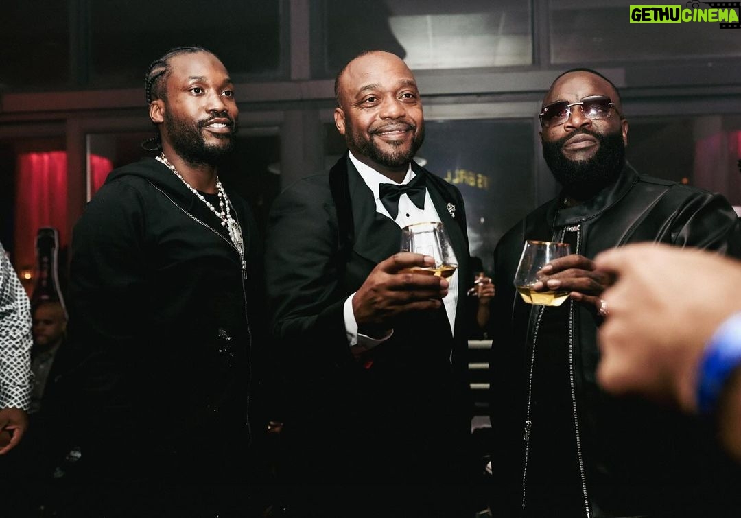 Meek Mill Instagram - La familia happy bday @askfly1 blessings 4 life!