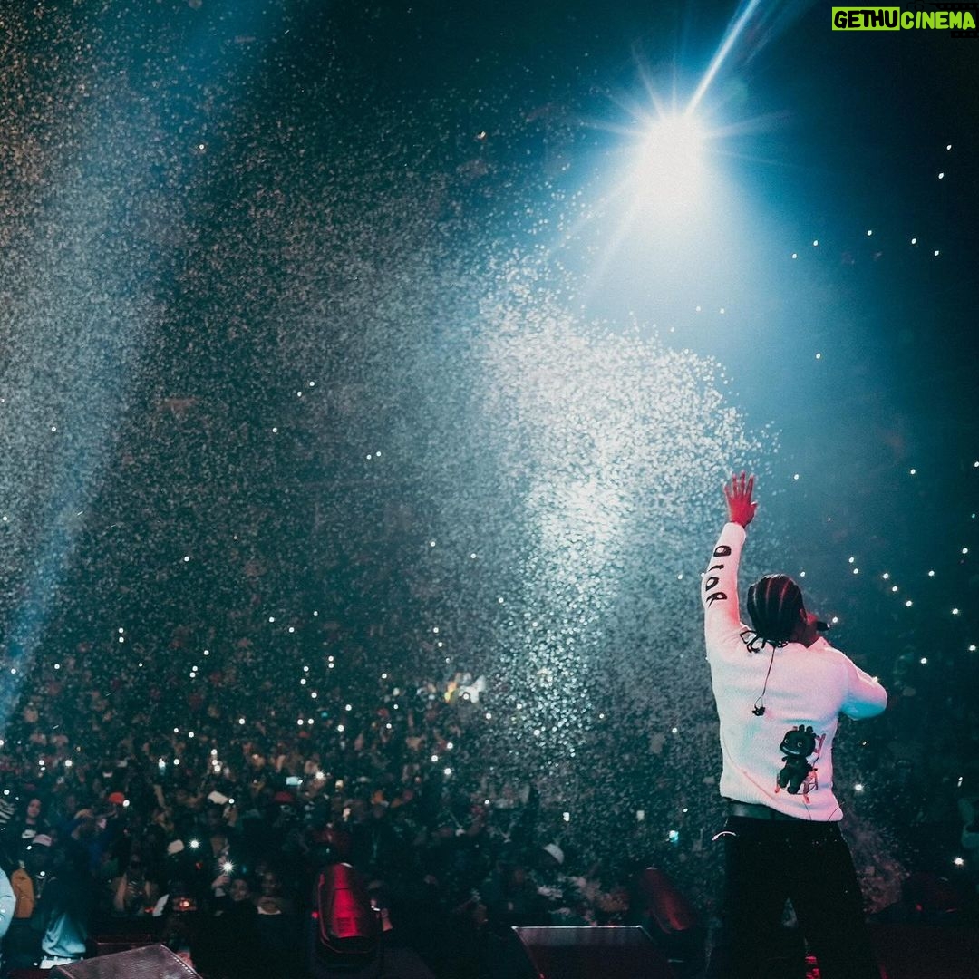 Meek Mill Instagram - BARCLAYS LAST NIGHT MAD LOVE TO NYC!!!!