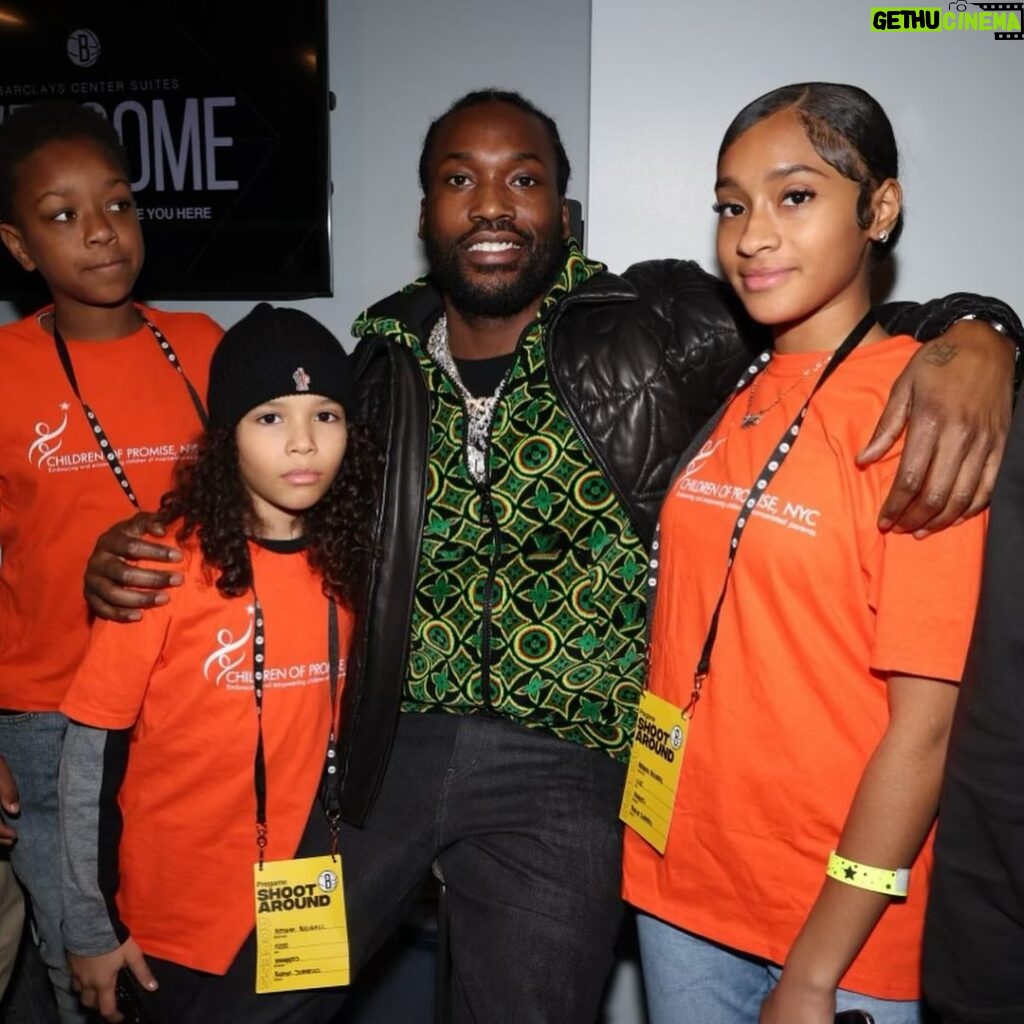 Meek Mill Instagram - Shout out to Clara and @reform on great Christmas event for the kids in Brooklyn! @brooklynnets @lala @cordae