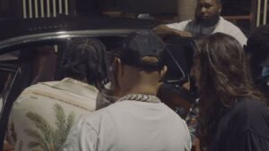 Meek Mill Instagram - Tiger was wilding fr fr lol tryna eat @byronmessia 😂😂😂😂😂😂😂😂✨😂