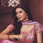 Meenal Sahu Instagram - New work💕 📸- @photography_videography1 #catalogue #catalogueshoot #portrait #ethnicwear #indianbeauty #indian #explore #followforfollowback #likeforlikes #followme #beauty #instadaily #foryou Mumbai, Maharashtra