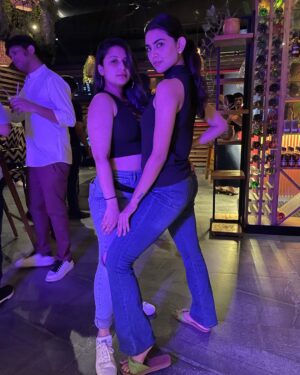 Meenal Sahu Instagram - Happy birthday my lovely @pruutha ❤️
Also my girrrlllfriend @saumyarazdan 

 #girlsgirlsgirls #mylovelies #birthday #fun #love #instagood #instadaily #likesforlike #followforfollowback #followｍe #foryou #beautifulgirls #explore #explorepage
