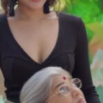 Meenal Sahu Instagram - Hamari atrangi #DholakiasOnPrime ki Happy Family ka har pal hai rangeen! Wishing you all a Happy Holi 💛💜🤍🖤❤️ Watch Happy Family Conditions Apply from March 10 only on @primevideoin @ratnapathakshah @rajbabbarmp @atulkulkarni_official @ayesha.jhulka @raunaqkamdar @sanahkapur15 @ahaansaboo @jd_majethia @aatishkapadia @babita.ashiwal @hatsoffproduction @primevideoin