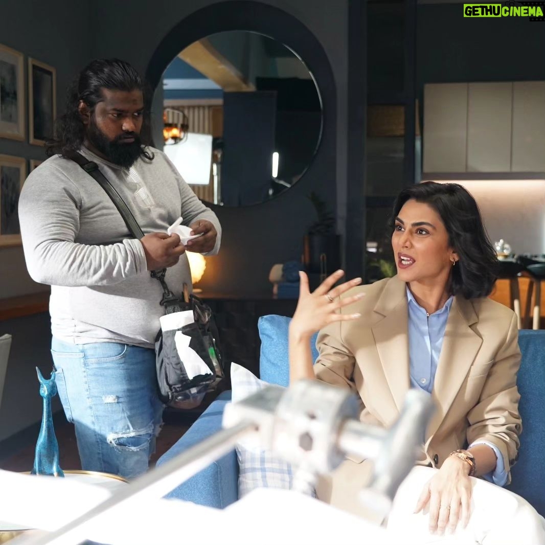 Meenal Sahu Instagram - #behindthescenes Tetley Premium Black Leaf Tea for a delightful tea experience TEAM Clinte - @tetleyindia Agency : tree design Talent: Meenal Sahu , Dishan Gullaiya @meenal_sahu_ @dishant_gullaiya Productions : sgp @_shree_ganpati_productions_ Director : Siddhant R Tiwary @siddhant.tiwary_17 EP : Dinesh Kumar Banjara @dineshkbanjara VP : Nikhil Jaisingh @jaisinghnik Dop : Chinmay Salaskar @chinmay_salaskar_dp Editor : Prakash Jha @prakashjha.1 Associate Editor & CG & Vfx : Aryan khan @finaltouchpost Da and 1st assistant: Nisha @chandoknishasingh 2nd assistant : shubham Singh @i_am_shubhamsinghthakur Production Designer: Daya & Amrish Casting : @shyamacastingsolution Colourist: Avinash Shukla music : Titu @titu.music Makeup: Anita @anita_makeup_artist_08 Focus Puller: Sachin Gupta Sound: Pradeep Final Mix : Van Allen Grade Studio: @famous_1945 Senior creative visualiser: sanjay dhakre Office boy - Sujeet Paswan & Ram Kumar (Mumbai) Social media Head: Mansi Yadav @mansipjm Post Line up: Bhavesh Arya @aryahbhavesh . . . . #tetley #tea #tetleytea #dilightful #teatime #tealover #Chai #kadakchai #garamchai #instagood #trending #tata #tatatea #teatlytea #longleaves #instagood #instagram #instagood #trending #trendingreels #reelkarofeelkaro #indianfood #food #streetfood #production #camera #bts #behindthescenes