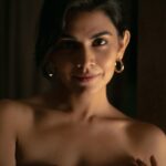 Meenal Sahu Instagram - 🌚 📸 @darshan.bhanushali_ Mumbai, Maharashtra