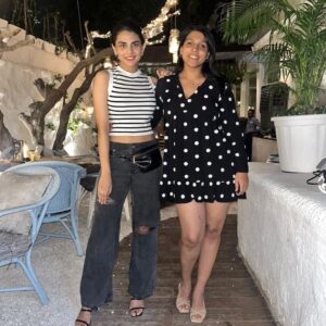 Meenal Sahu Instagram - It was a good evening ❤️
Thank you all for making it special .
@navneetbehal @pruutha @imdhanraj (kya Suraj!)