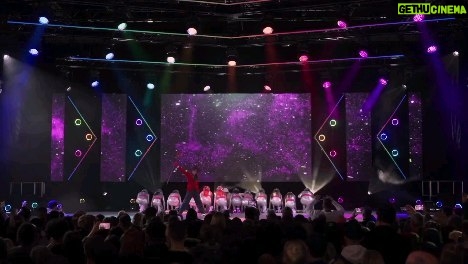 Meesha Garbett Instagram - Just a little snip it...Amazing to perform @moveitshow with my friends from @hipa_studios #Kylie tribute @harpr.ldn choreography 🔥 #kylieminogue #moveit
