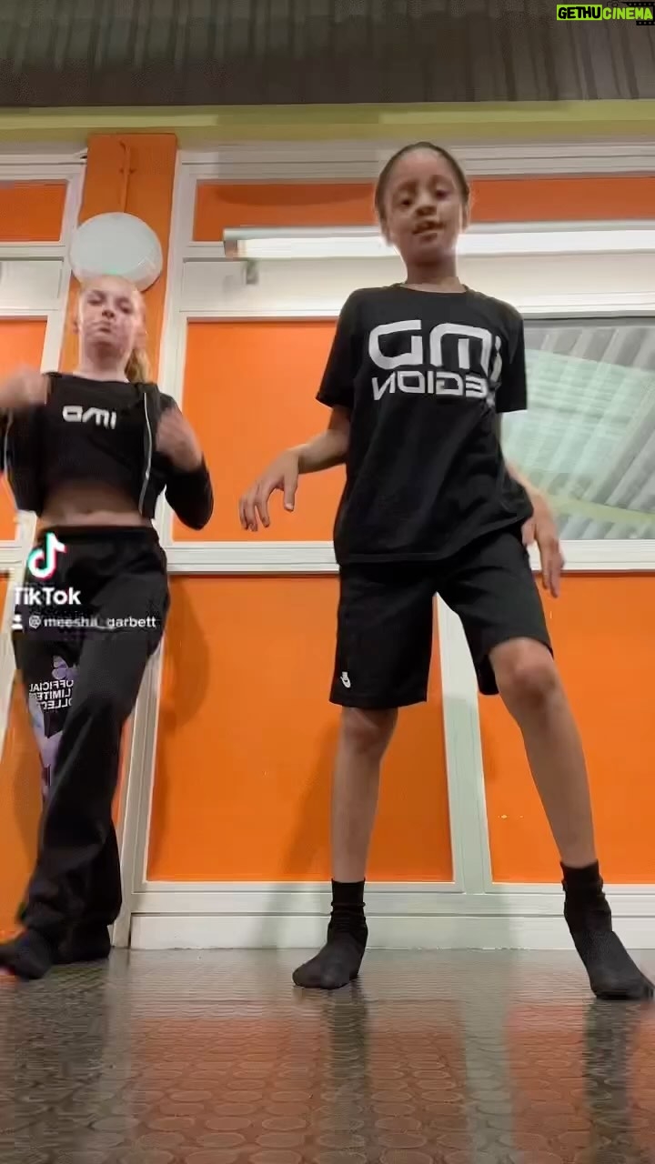 Meesha Garbett Instagram - @roots_imd brooo🤍🤍🤍 • • • #dancer #imdlegion #dancersofinstagram #imd #rehearsals #reels